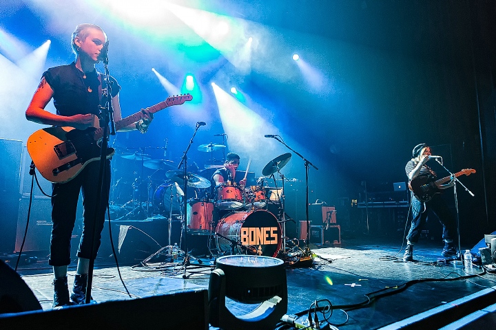 Bones @ Ancienne Belgique, foto 17, foto's door Edwin Houdevelt - FrontView Magazine