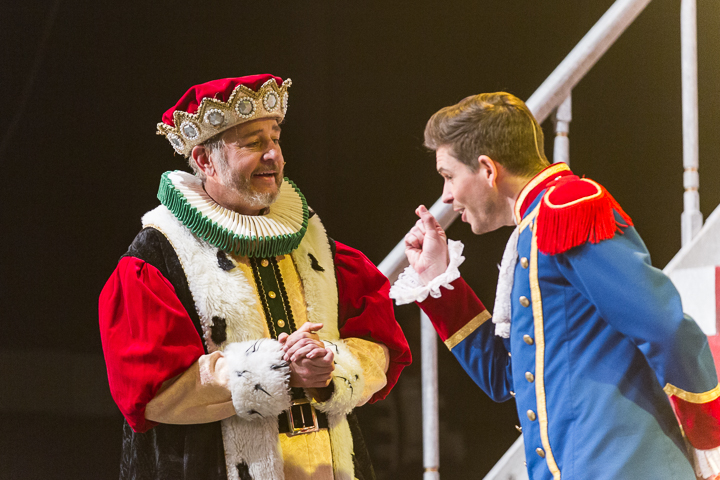 Assepoester, de musical - Persvoorstelling @ Cultuurcentrum Evergem, foto 29, foto's door Guy Danneels - FrontView Magazine