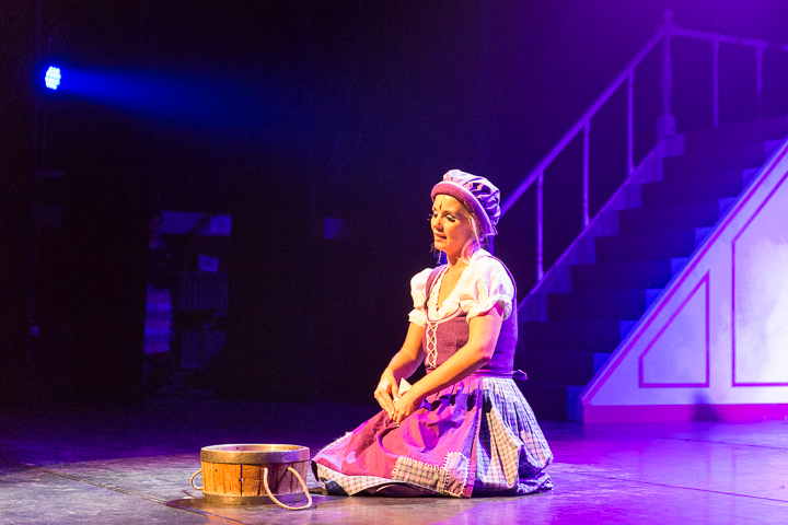 Assepoester, de musical - Persvoorstelling @ Cultuurcentrum Evergem, foto 34, foto's door Guy Danneels - FrontView Magazine