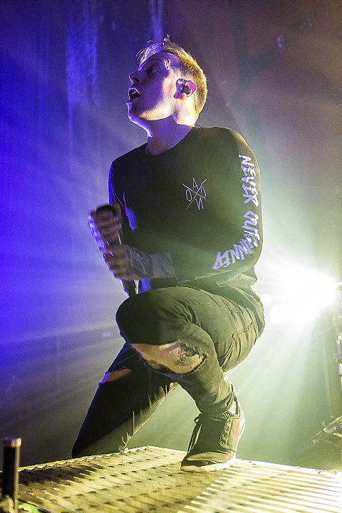 Architects @ Ancienne Belgique, picture 17, photographed by Edwin Houdevelt - FrontView Magazine