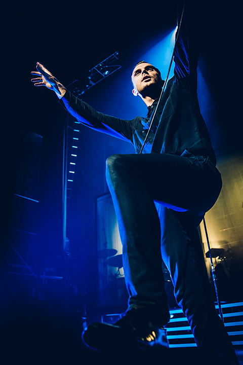 Hurts @ Ancienne Belgique, picture 8, photographed by Elke Briers - FrontView Magazine