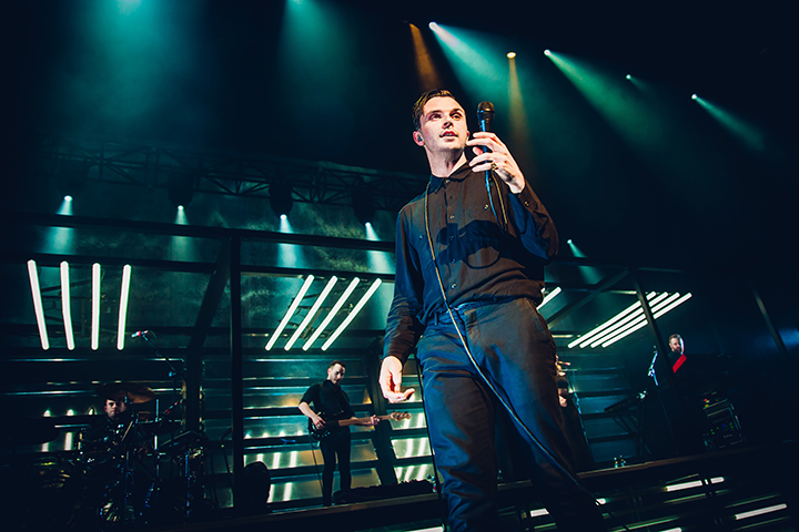 Hurts @ Ancienne Belgique, picture 12, photographed by Elke Briers - FrontView Magazine