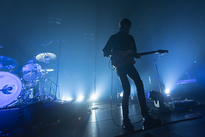 Black Box Revelation @ Ancienne Belgique, picture 10, photographed by Gregory van Toor - FrontView Magazine