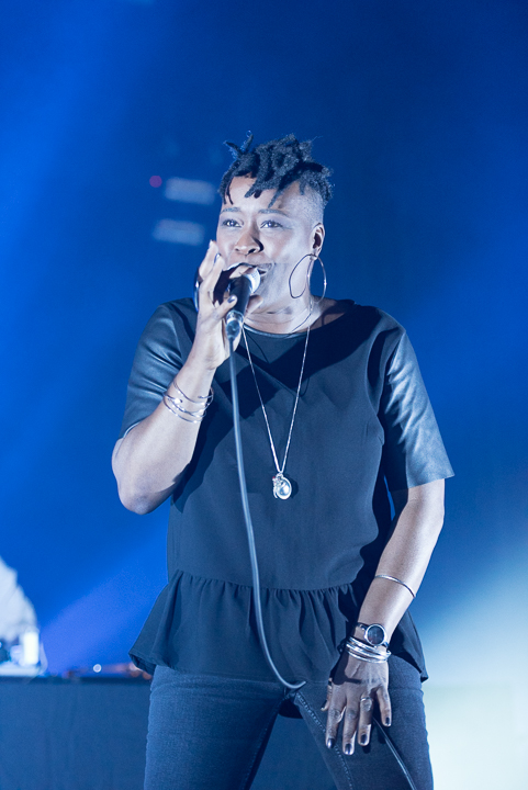 Mo & Grazz @ Ancienne Belgique, picture 4, photographed by Gregory van Toor - FrontView Magazine