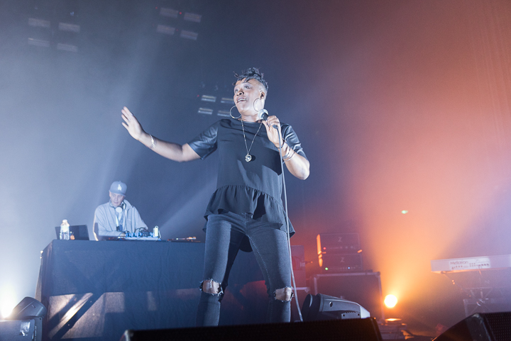 Mo & Grazz @ Ancienne Belgique, picture 11, photographed by Gregory van Toor - FrontView Magazine