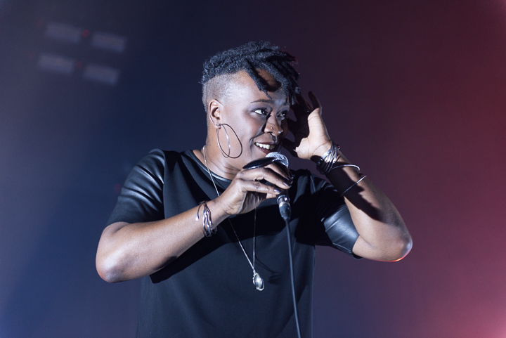 Mo & Grazz @ Ancienne Belgique, picture 12, photographed by Gregory van Toor - FrontView Magazine
