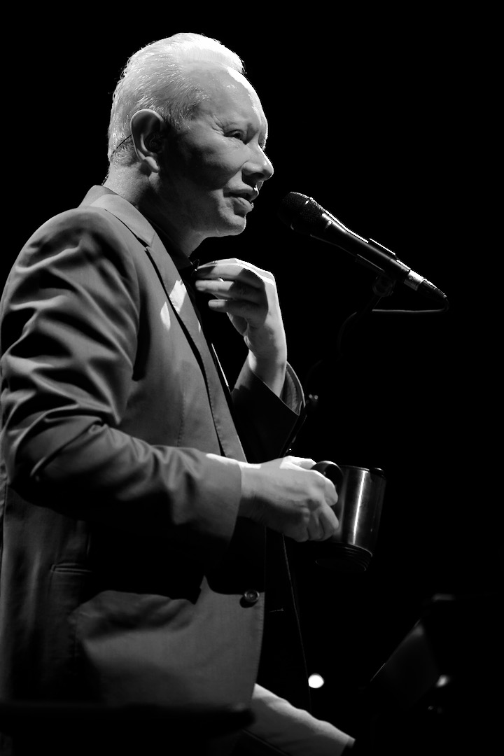 Joe Jackson @ Ancienne Belgique, picture 9, photographed by Pascal Liagre - FrontView Magazine