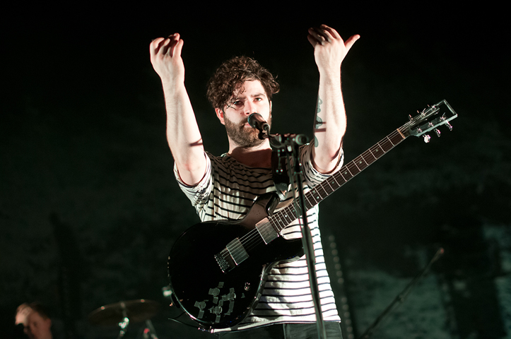 Foals @ Vorst Nationaal, picture 15, photographed by Magali Decamps - FrontView Magazine