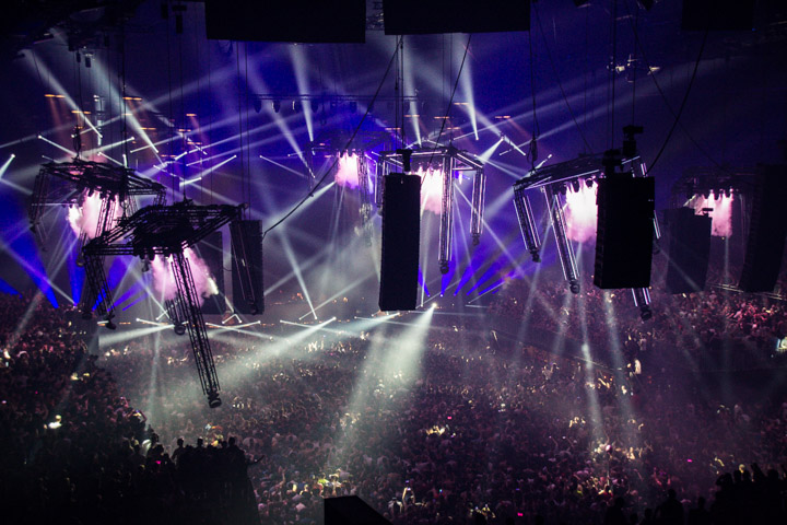 Reverze 2016 @ Sportpaleis, picture 22, photographed by Tom Van Tongerloo - FrontView Magazine