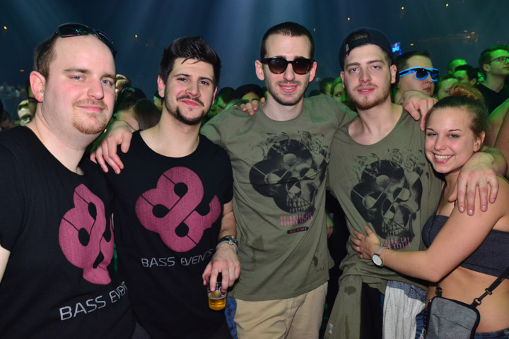 Reverze 2016 @ Sportpaleis, picture 70, photographed by Tom Van Tongerloo - FrontView Magazine