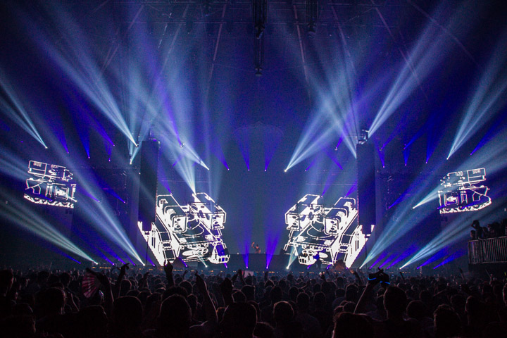 Reverze 2016 @ Sportpaleis, picture 77, photographed by Tom Van Tongerloo - FrontView Magazine