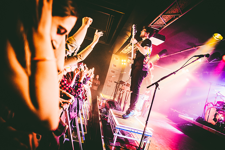 Walk The Moon @ Trix Club, picture 10, photographed by Elke Briers - FrontView Magazine