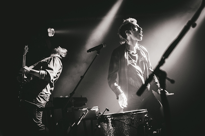 Walk The Moon @ Trix Club, picture 11, photographed by Elke Briers - FrontView Magazine