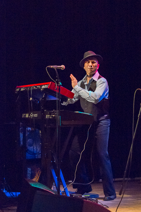 Shuggie Otis @ De Casino St.-Niklaas, picture 22, photographed by Guy Danneels - FrontView Magazine