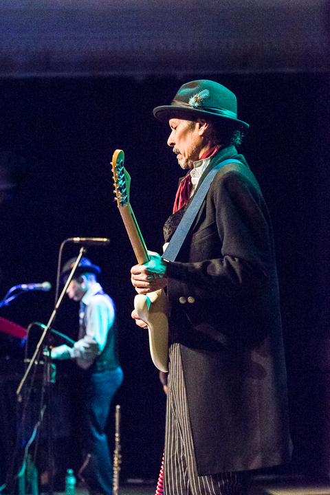 Shuggie Otis @ De Casino St.-Niklaas, picture 36, photographed by Guy Danneels - FrontView Magazine