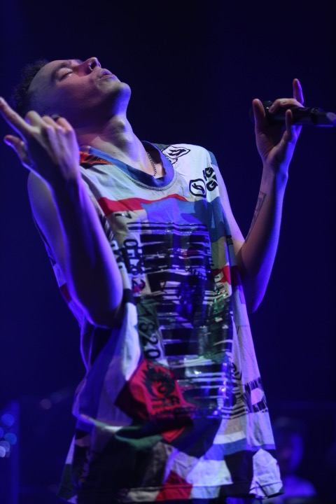 Years & Years @ Vorst Nationaal, picture 5, photographed by Pascal Liagre - FrontView Magazine