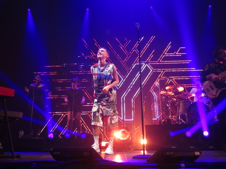 Years & Years @ Vorst Nationaal, picture 23, photographed by Pascal Liagre - FrontView Magazine