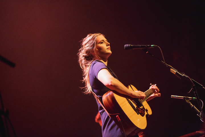 Maaike Ouboter @ Het Depot, picture 1, photographed by Kurt Jacobs - FrontView Magazine