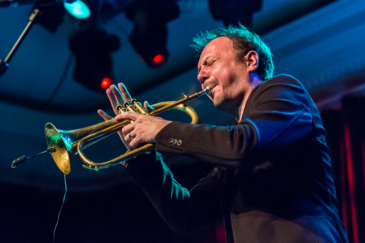 Thomas De Pourquery & Supersonic @ De Casino St.-Niklaas, picture 28, photographed by Guy Danneels - FrontView Magazine