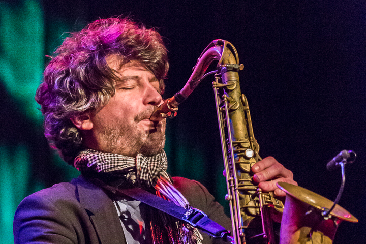 Thomas De Pourquery & Supersonic @ De Casino St.-Niklaas, picture 33, photographed by Guy Danneels - FrontView Magazine