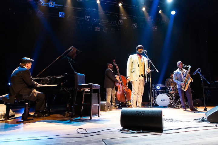 Gregory Porter - VW Spring Sessions 2016 @ De Roma, picture 15, photographed by Edwin Houdevelt - FrontView Magazine