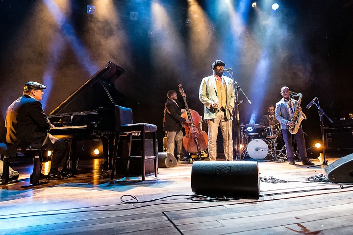 Gregory Porter - VW Spring Sessions 2016 @ De Roma, picture 18, photographed by Edwin Houdevelt - FrontView Magazine