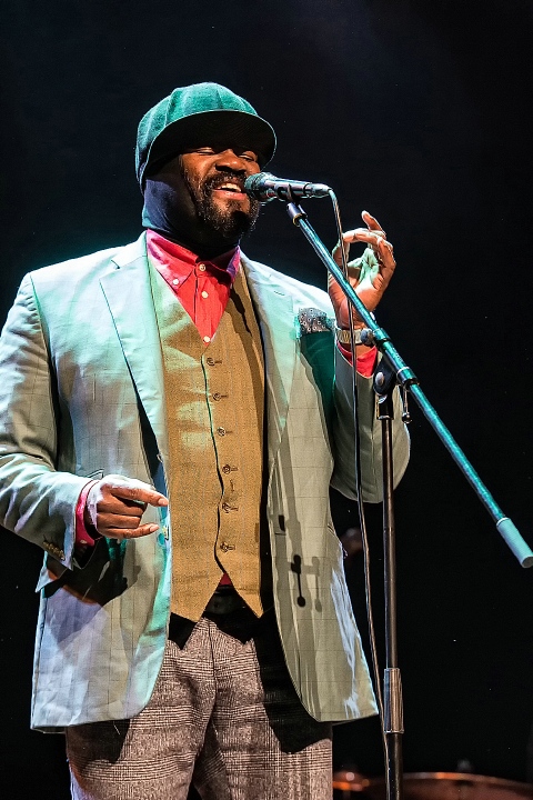 Gregory Porter - VW Spring Sessions 2016 @ De Roma, picture 27, photographed by Edwin Houdevelt - FrontView Magazine