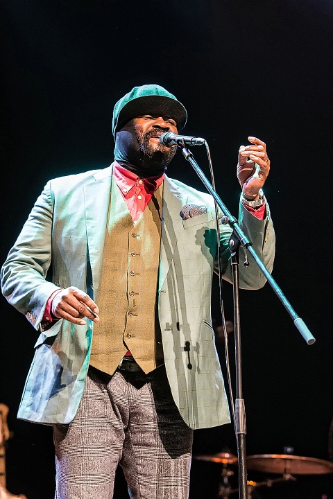 Gregory Porter - VW Spring Sessions 2016 @ De Roma, picture 30, photographed by Edwin Houdevelt - FrontView Magazine