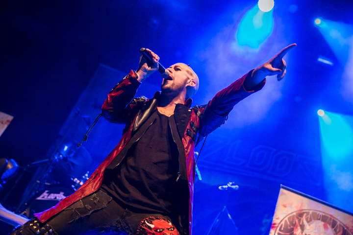 Bloodbound @ 013, picture 2, photographed by Dorien Goetschalckx - FrontView Magazine