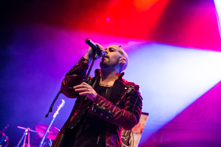 Bloodbound @ 013, picture 6, photographed by Dorien Goetschalckx - FrontView Magazine