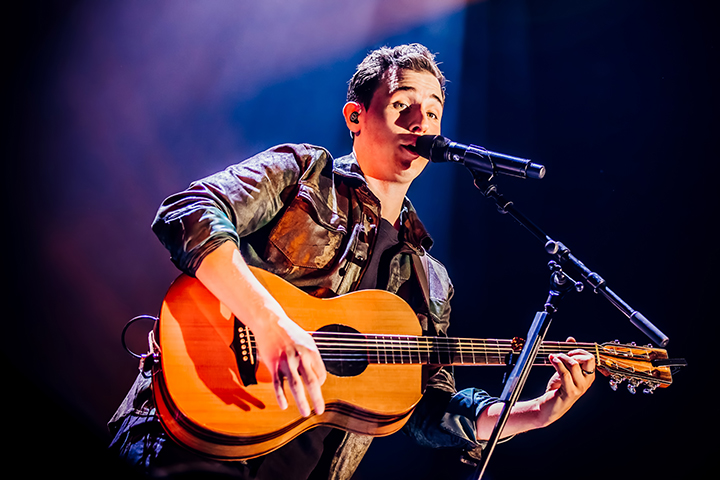 Nielson - Weet Je Wat Het Is? @ Heineken Music Hall, picture 4, photographed by Elke Briers - FrontView Magazine