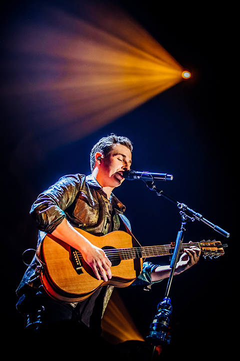 Nielson - Weet Je Wat Het Is? @ Heineken Music Hall, picture 8, photographed by Elke Briers - FrontView Magazine
