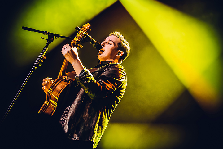 Nielson - Weet Je Wat Het Is? @ Heineken Music Hall, picture 9, photographed by Elke Briers - FrontView Magazine