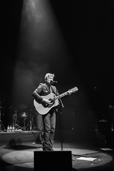 Bart Peerters @ Ancienne Belgique, picture 2, photographed by Tom  Lammens - FrontView Magazine