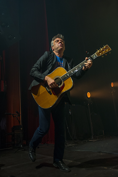 Bart Peerters @ Ancienne Belgique, picture 5, photographed by Tom  Lammens - FrontView Magazine