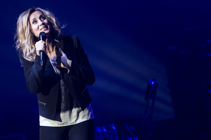 Lara Fabian @ Bozar, picture 2, photographed by Dorien Goetschalckx - FrontView Magazine