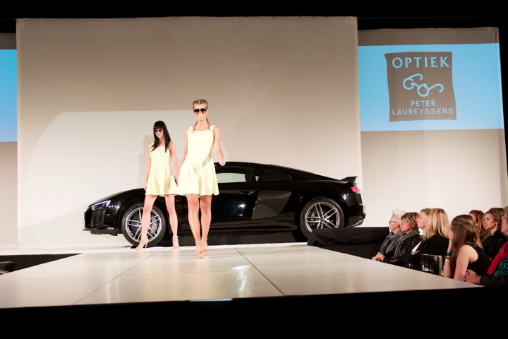 Modeshow Valerie De Booser @ ACM garage Mechelen, picture 20, photographed by Bart Baevegems - FrontView Magazine