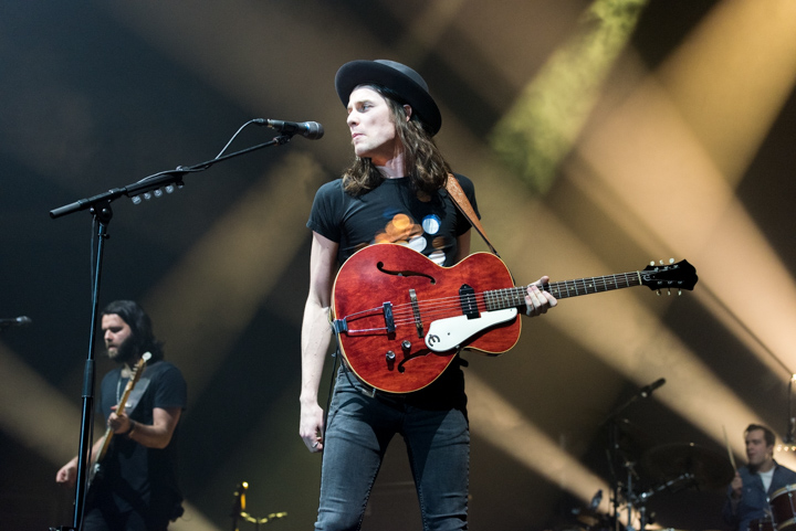 James Bay @ Lotto Arena, picture 8, photographed by Johan Van Buggenhout - FrontView Magazine