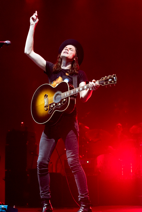 James Bay @ Lotto Arena, picture 13, photographed by Johan Van Buggenhout - FrontView Magazine