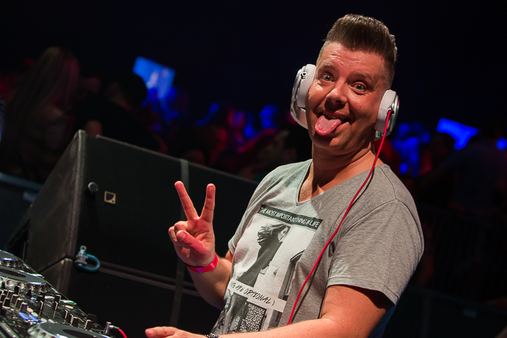 MNM Back To The 90's & 00’s @ Sportpaleis, picture 5, photographed by Marc Verdonck - FrontView Magazine
