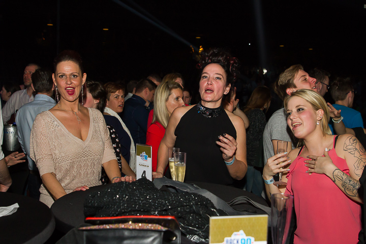 MNM Back To The 90's & 00’s @ Sportpaleis, picture 8, photographed by Marc Verdonck - FrontView Magazine
