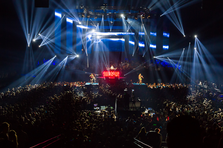 MNM Back To The 90's & 00’s @ Sportpaleis, picture 20, photographed by Marc Verdonck - FrontView Magazine