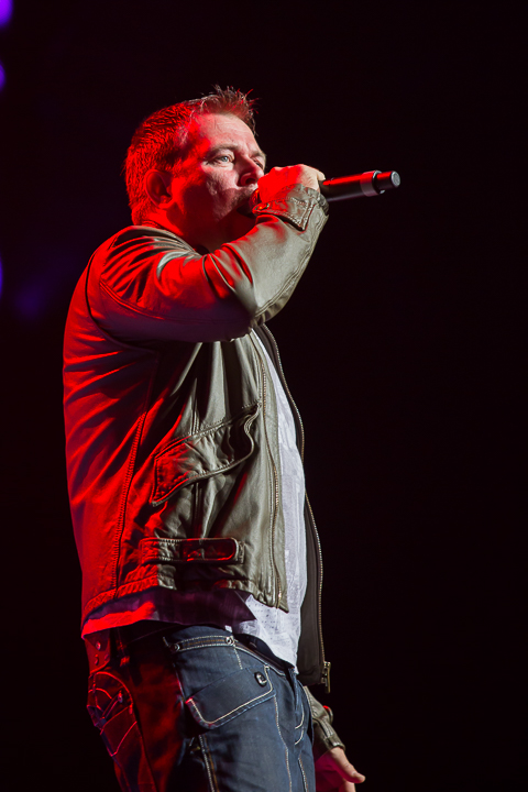MNM Back To The 90's & 00’s @ Sportpaleis, picture 30, photographed by Marc Verdonck - FrontView Magazine