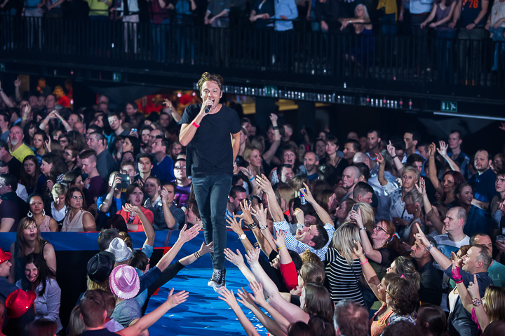 MNM Back To The 90's & 00’s @ Sportpaleis, picture 57, photographed by Marc Verdonck - FrontView Magazine