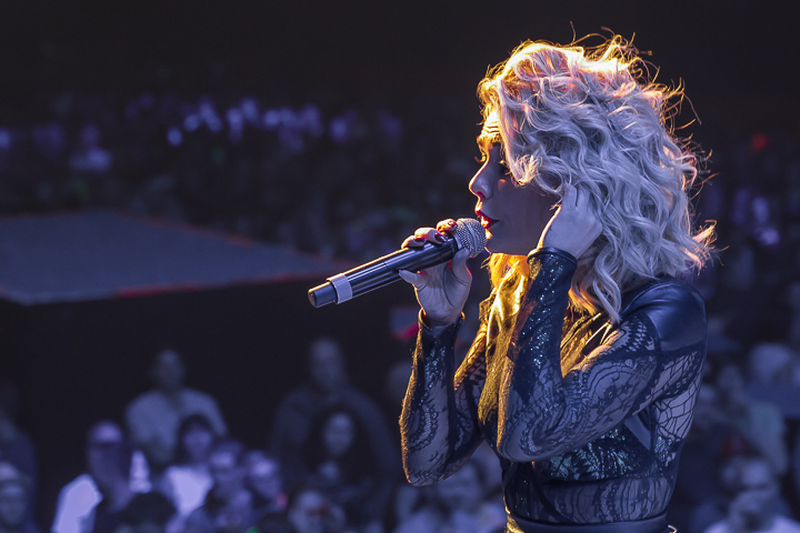 MNM Back To The 90's & 00’s @ Sportpaleis, picture 74, photographed by Marc Verdonck - FrontView Magazine