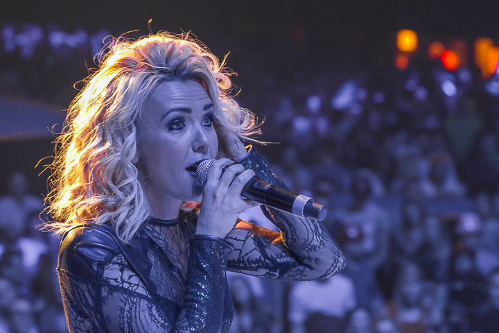 MNM Back To The 90's & 00’s @ Sportpaleis, picture 75, photographed by Marc Verdonck - FrontView Magazine