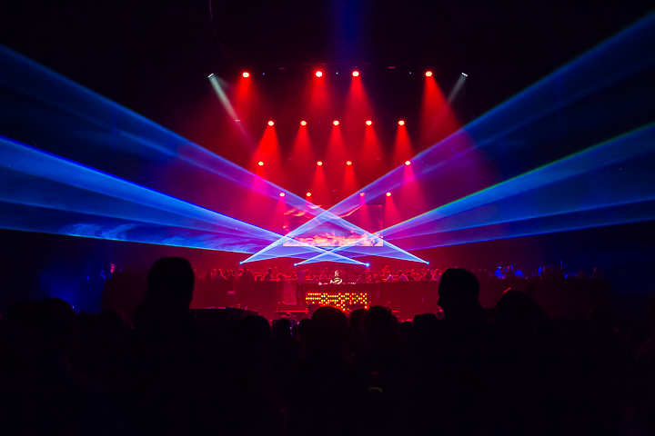 MNM Back To The 90's & 00’s @ Sportpaleis, picture 97, photographed by Marc Verdonck - FrontView Magazine