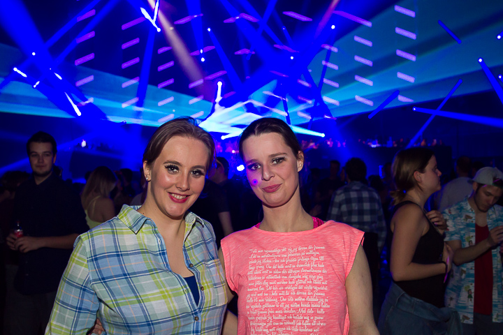 MNM Back To The 90's & 00’s @ Sportpaleis, picture 100, photographed by Marc Verdonck - FrontView Magazine