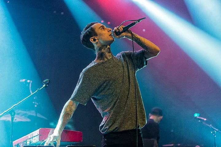 ModeStep @ Ancienne Belgique, picture 4, photographed by Edwin Houdevelt - FrontView Magazine