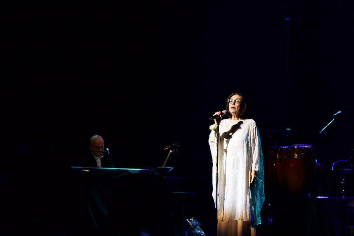 Nana Mouskouri @ capitole Gent, foto 6, foto's door Bart Baevegems - FrontView Magazine